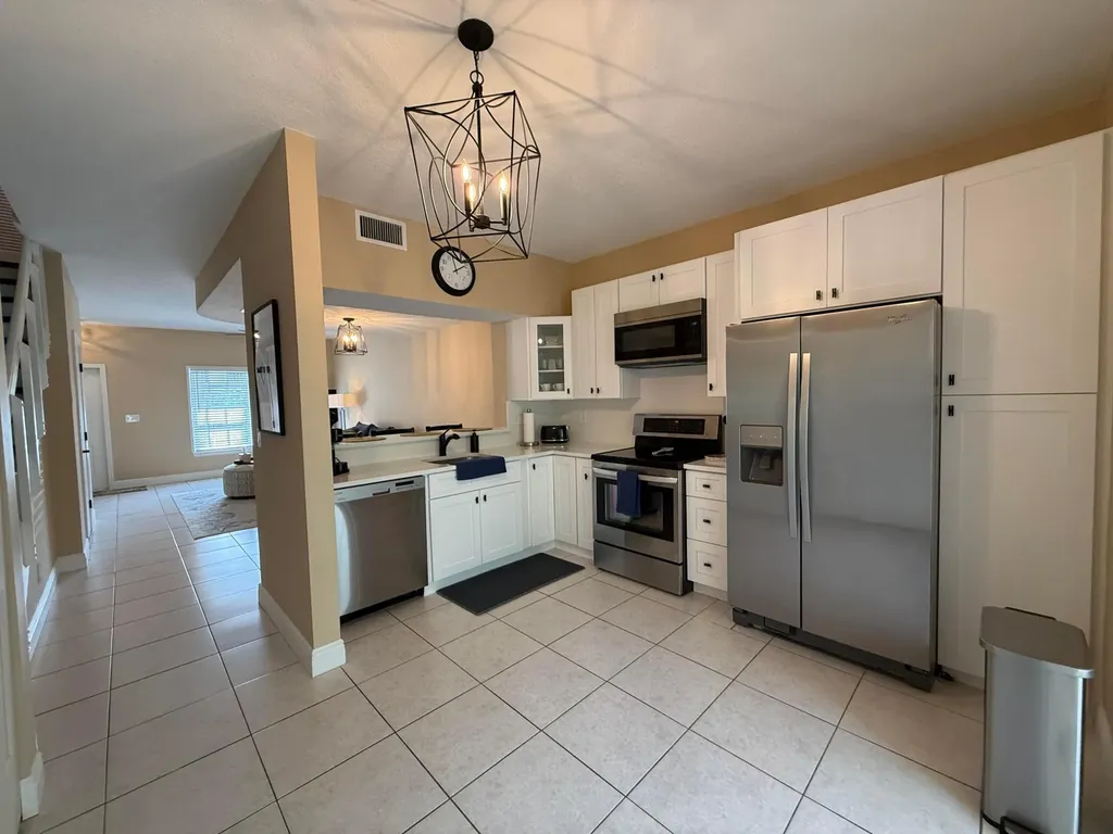 947 Kokomo Key Lane Delray Beach FL 33483