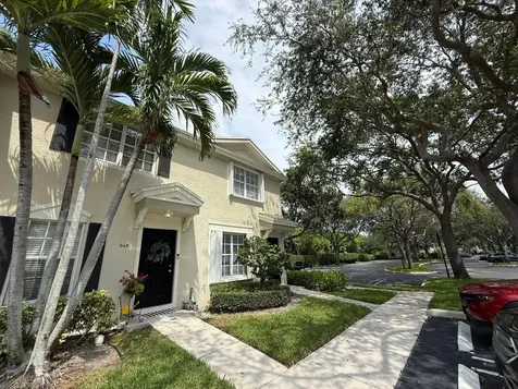 947 Kokomo Key Lane Delray Beach FL 33483