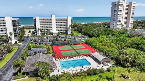5055 N Highway A1a Hutchinson Island FL 34949