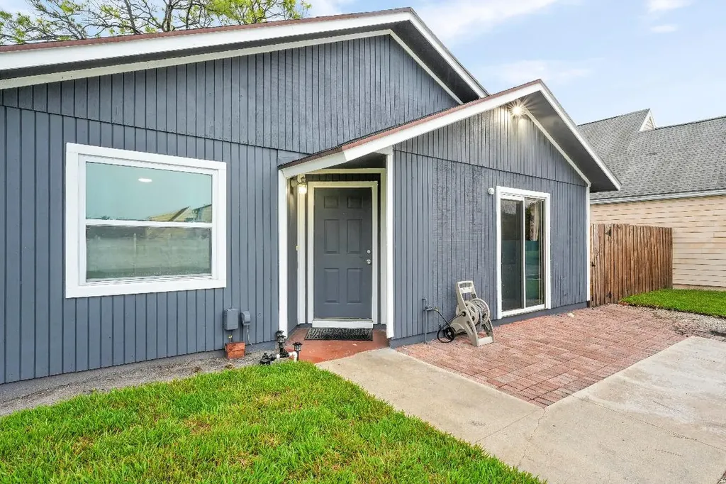 4181 Willowood Lane Lake Worth FL 33462