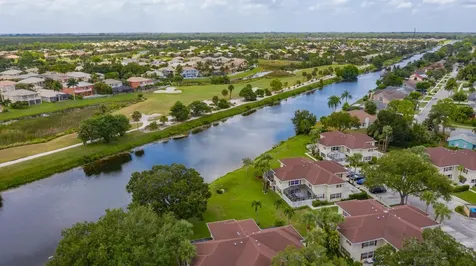 46 Essex Court Royal Palm Beach FL 33411