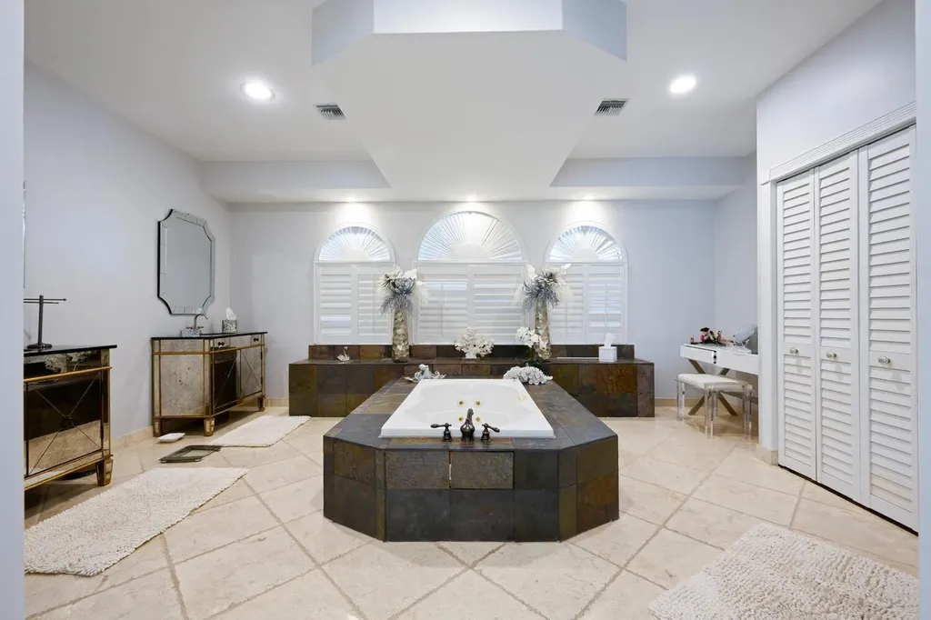 7 Graemoor Terrace Palm Beach Gardens FL 33418