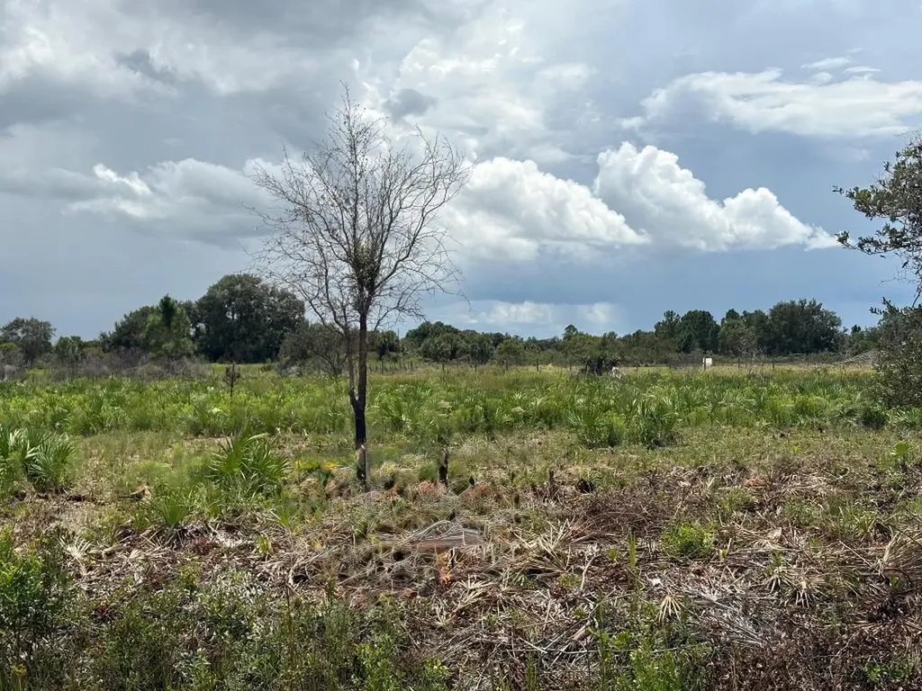 17982 NW 318th Street Okeechobee FL 34972