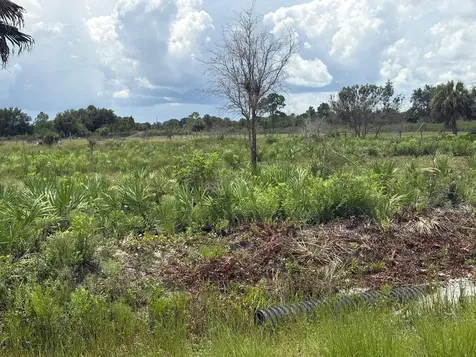 17982 NW 318th Street Okeechobee FL 34972