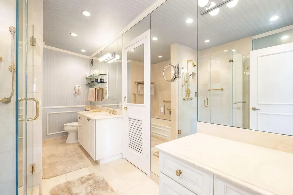 44 Cocoanut Row Palm Beach FL 33480