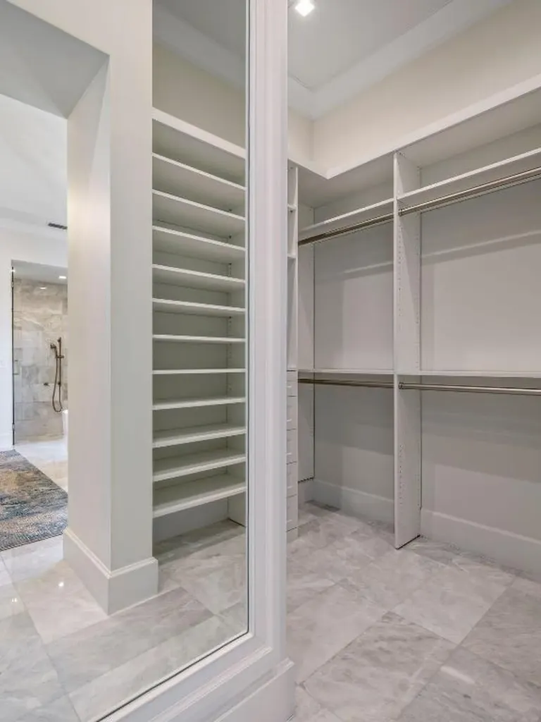 2913 Bluewater Cove Gulf Stream FL 33483