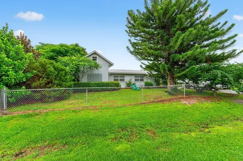 6379 SE Lake Circle Drive Stuart FL 34997