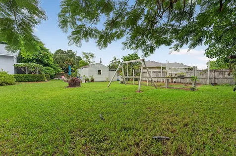 6379 SE Lake Circle Drive Stuart FL 34997