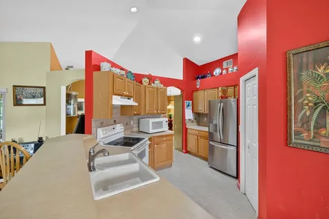 152 SW Hawthorne Circle Port St Lucie FL 34953