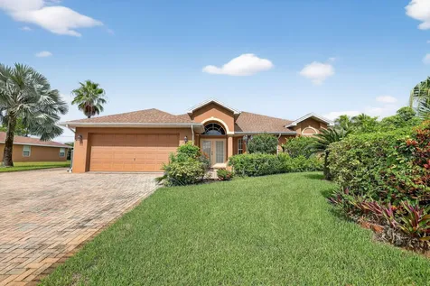 152 SW Hawthorne Circle Port St Lucie FL 34953