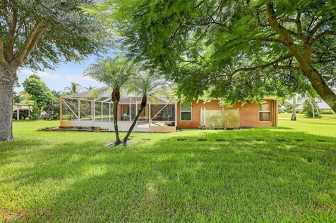 152 SW Hawthorne Circle Port St Lucie FL 34953