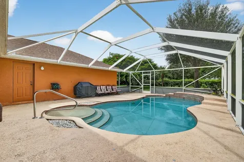 152 SW Hawthorne Circle Port St Lucie FL 34953