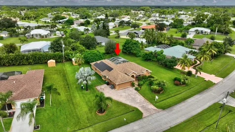 152 SW Hawthorne Circle Port St Lucie FL 34953