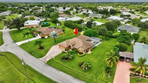 152 SW Hawthorne Circle Port St Lucie FL 34953