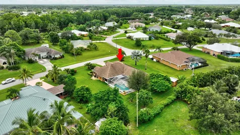 152 SW Hawthorne Circle Port St Lucie FL 34953