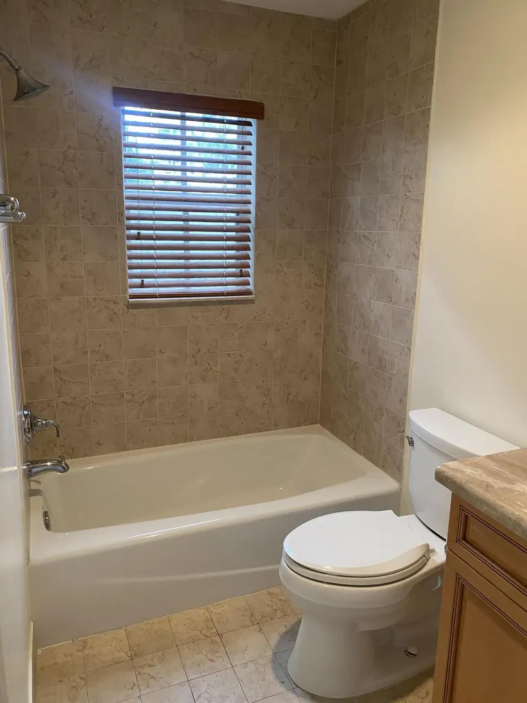 1950 Presidential 2 Way West Palm Beach FL 33401