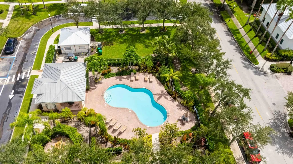 10520 SW Stephanie Way Port St Lucie FL 34987