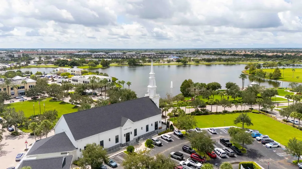 10520 SW Stephanie Way Port St Lucie FL 34987
