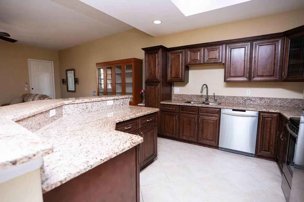 10520 SW Stephanie Way Port St Lucie FL 34987