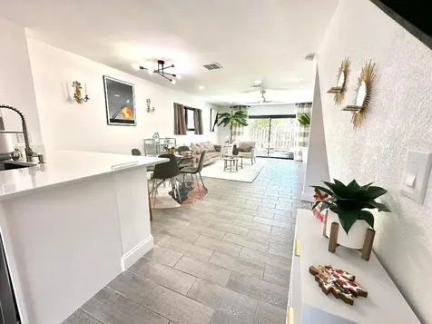 4225 N Highway A1a Hutchinson Island FL 34949