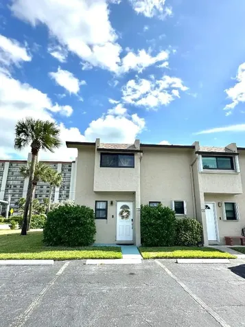 4225 N Highway A1a Hutchinson Island FL 34949