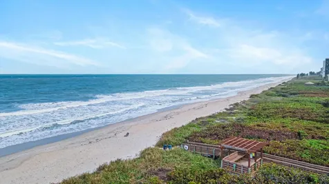 4225 N Highway A1a Hutchinson Island FL 34949