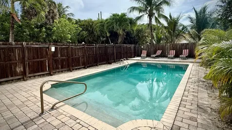 619 NE 7th Avenue Delray Beach FL 33483