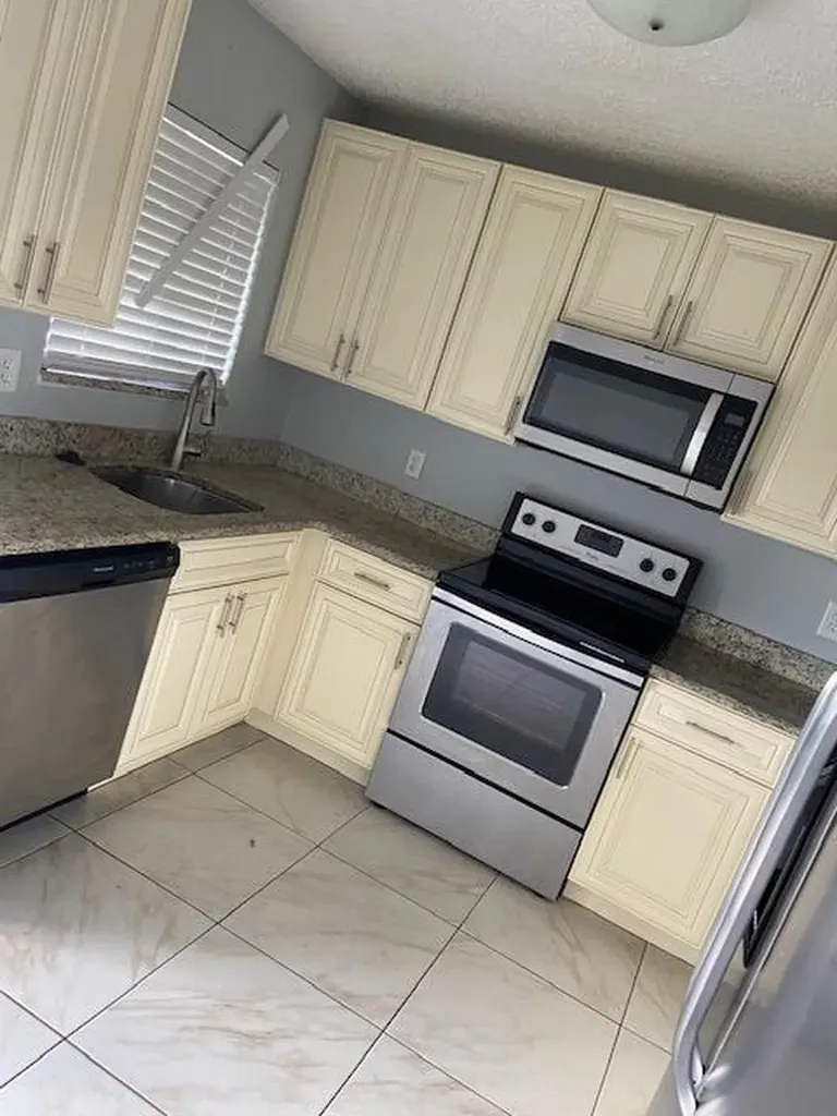 578 SW Sara Boulevard Port St Lucie FL 34953