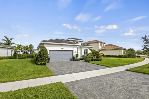 9242 SW Pepoli Way Port St Lucie FL 34987