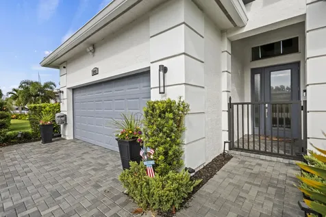 9242 SW Pepoli Way Port St Lucie FL 34987