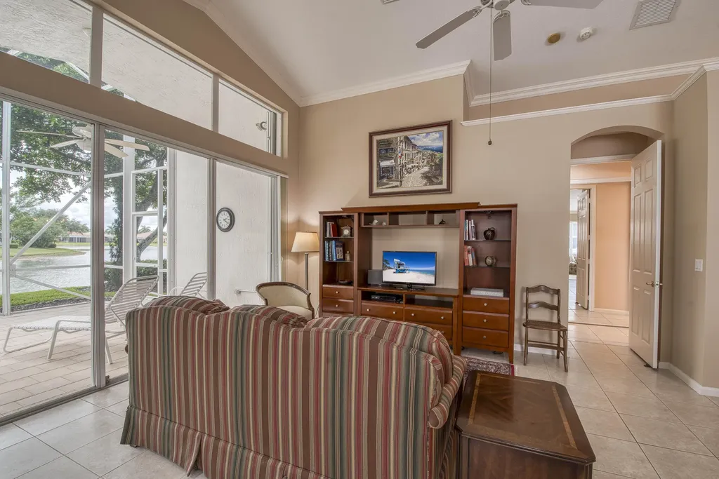 9270 Heron Cove Drive West Palm Beach FL 33411