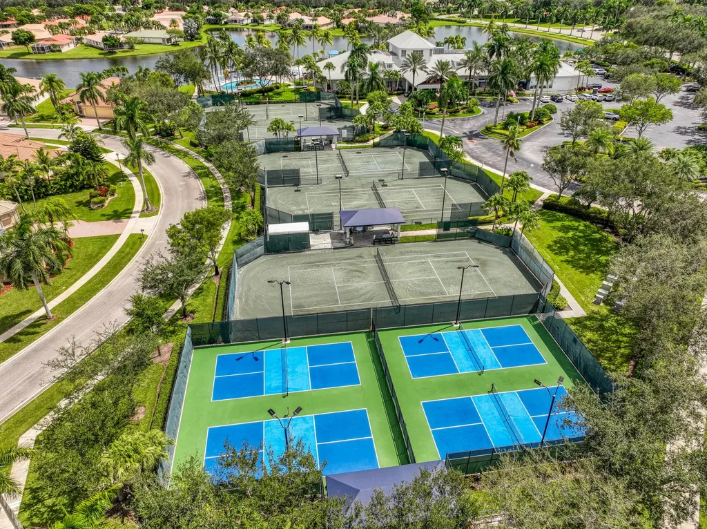 9270 Heron Cove Drive West Palm Beach FL 33411