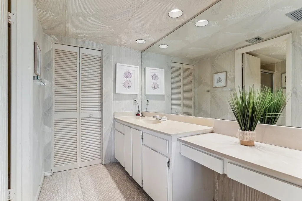 3610 S Ocean Boulevard South Palm Beach FL 33480