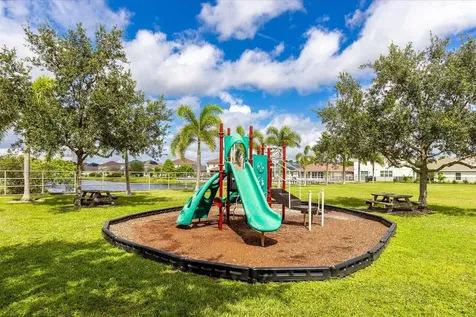 5815 NW Pine Trail Circle Port St Lucie FL 34983