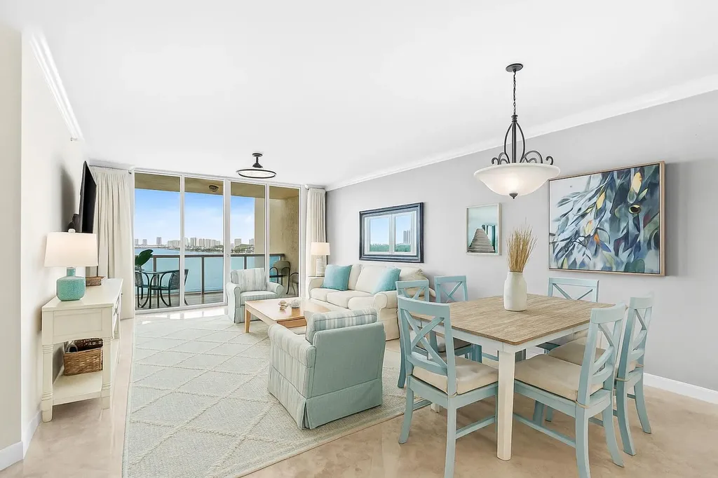 2650 Lake Shore Drive Riviera Beach FL 33404