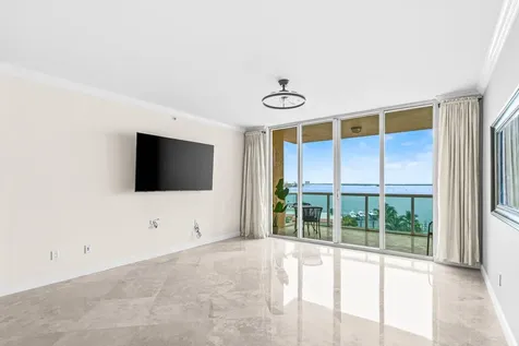 2650 Lake Shore Drive Riviera Beach FL 33404