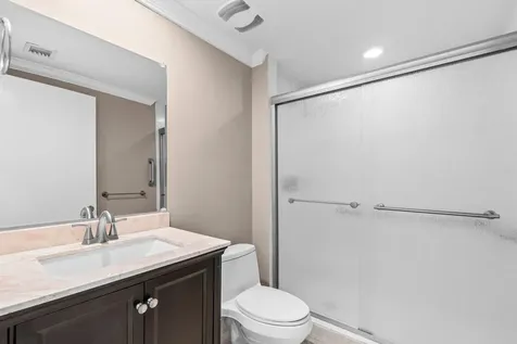2650 Lake Shore Drive Riviera Beach FL 33404