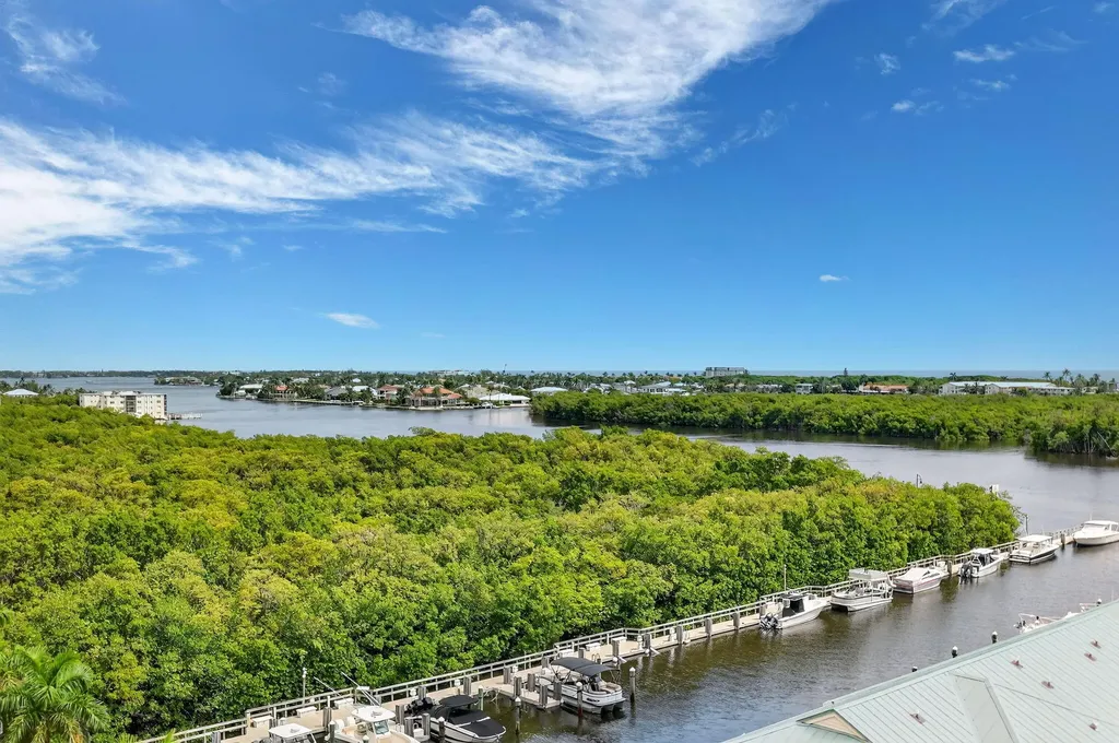 625 Casa Loma Boulevard Boynton Beach FL 33435