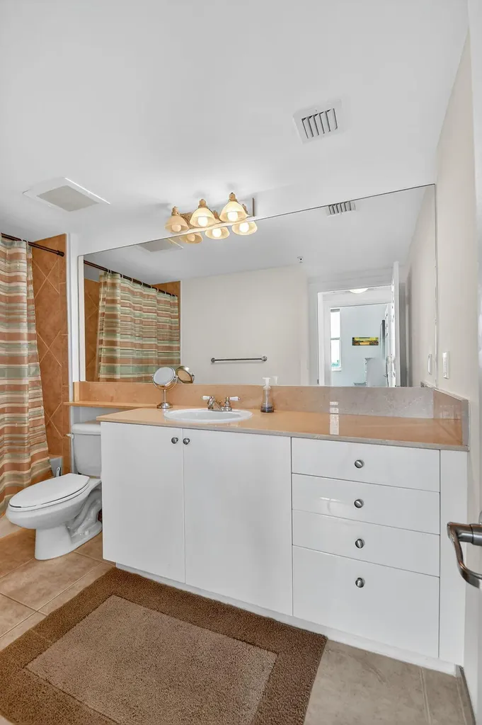 625 Casa Loma Boulevard Boynton Beach FL 33435