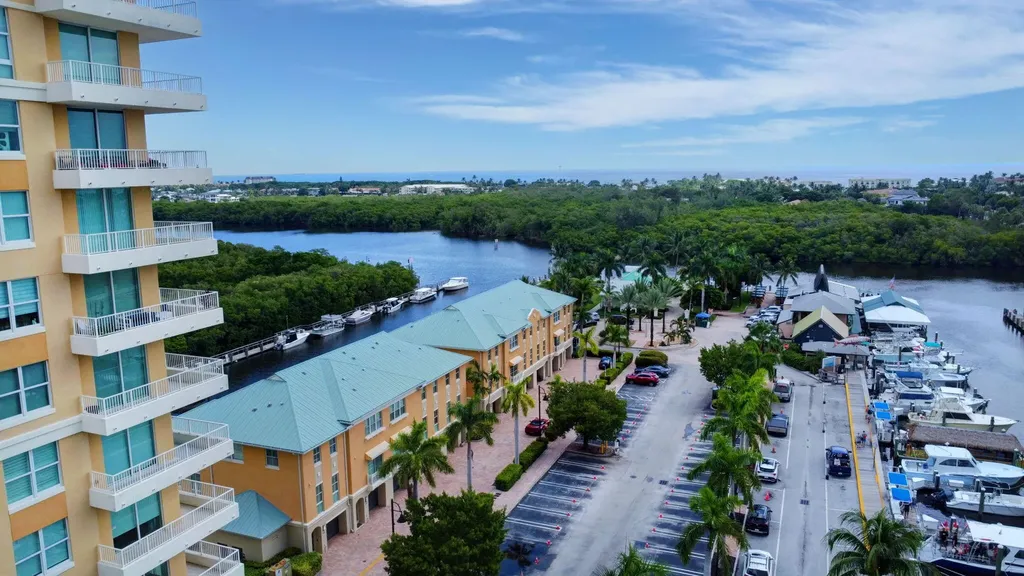 625 Casa Loma Boulevard Boynton Beach FL 33435