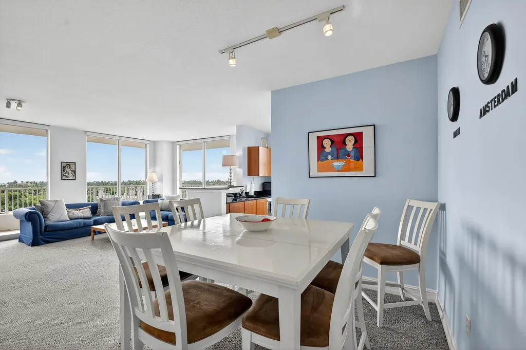 625 Casa Loma Boulevard Boynton Beach FL 33435