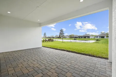 6414 High Pointe Circle Vero Beach FL 32967