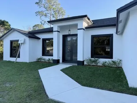 554 Fellenz Street SW Palm Bay FL 32908