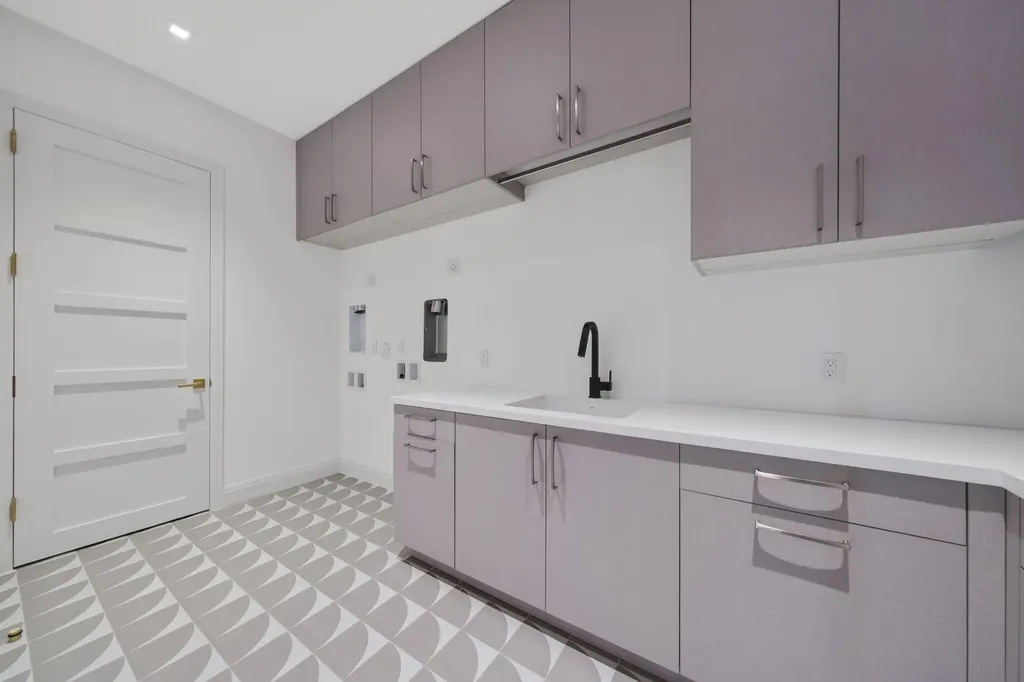 320 Grove Place Delray Beach FL 33444