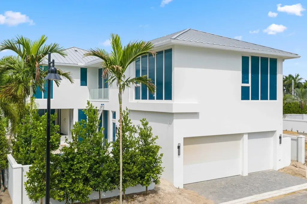 320 Grove Place Delray Beach FL 33444