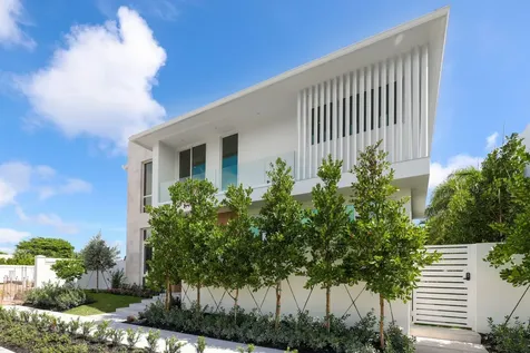 320 Grove Place Delray Beach FL 33444