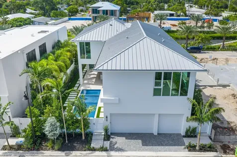 320 Grove Place Delray Beach FL 33444