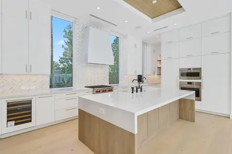 320 Grove Place Delray Beach FL 33444