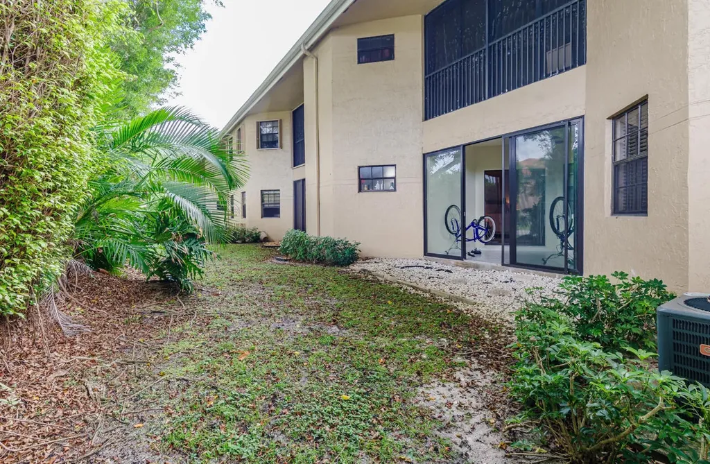 6666 Montego Bay Boulevard Boca Raton FL 33433