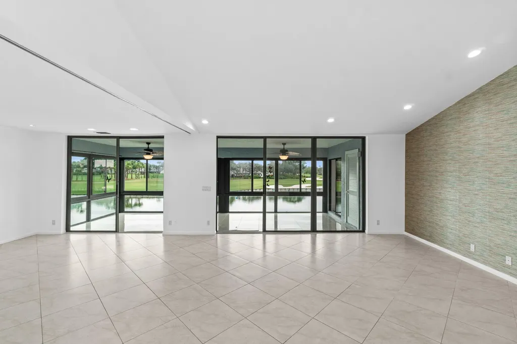 23 Eastgate Drive Boynton Beach FL 33436